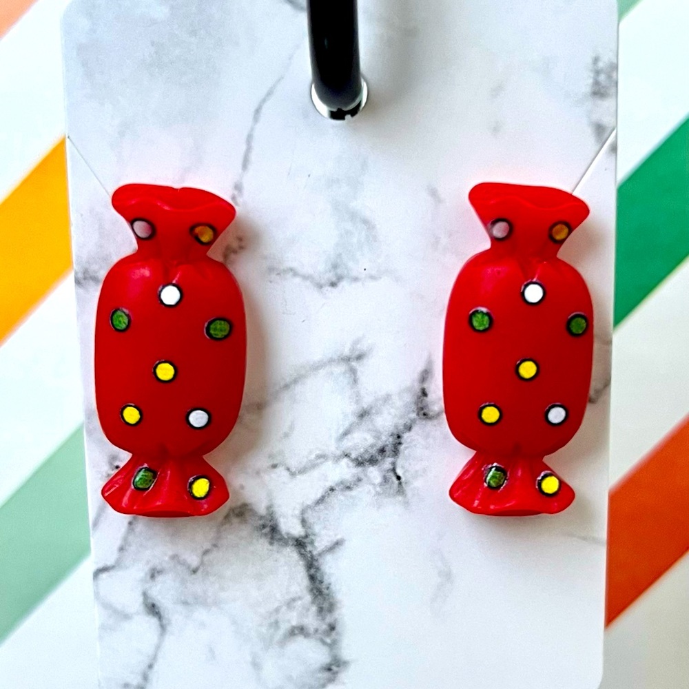 Wrapped candy look earrings